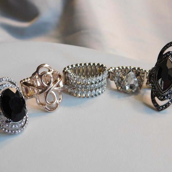 Bling Stretch Rings Assorted Lot of 8 Rings - Picture 4 of 9